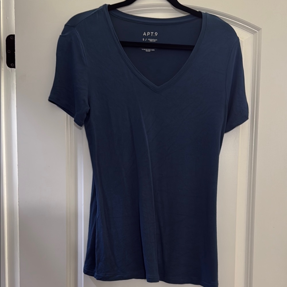 Apt. 9 Women's Blue V-Neck Top